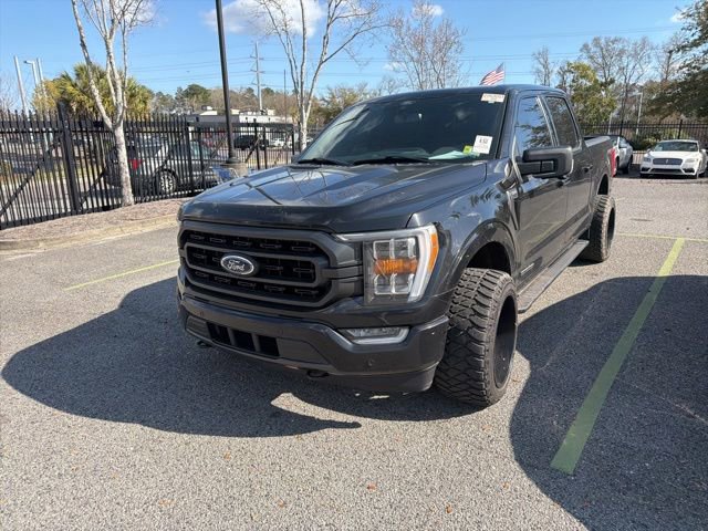 Used 2021 Ford F150 XLT w/ Equipment Group 302A High image 4
