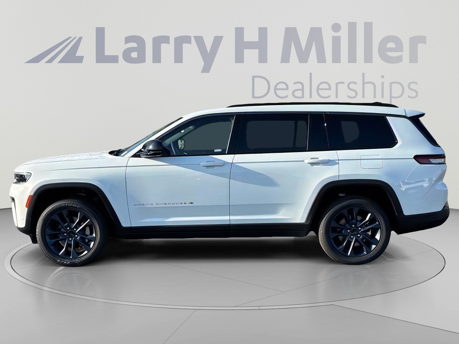 New 2026 Jeep Grand Cherokee L Limited AWD/4WD image 3