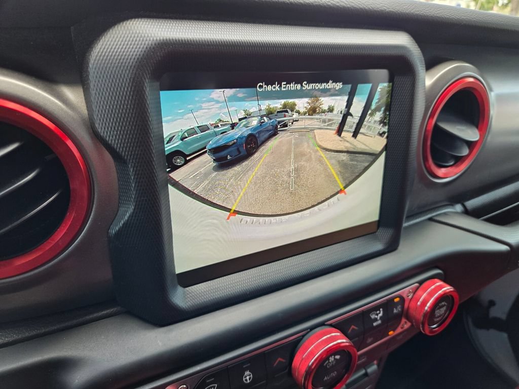 Used 2023 Jeep Wrangler Unlimited Sport AWD/4WD image 34