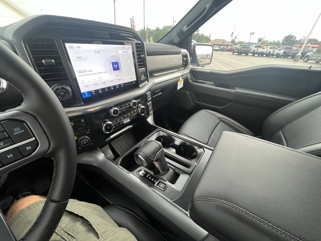 New 2025 Ford F150 Lariat w/ Equipment Group 501A Mid image 15