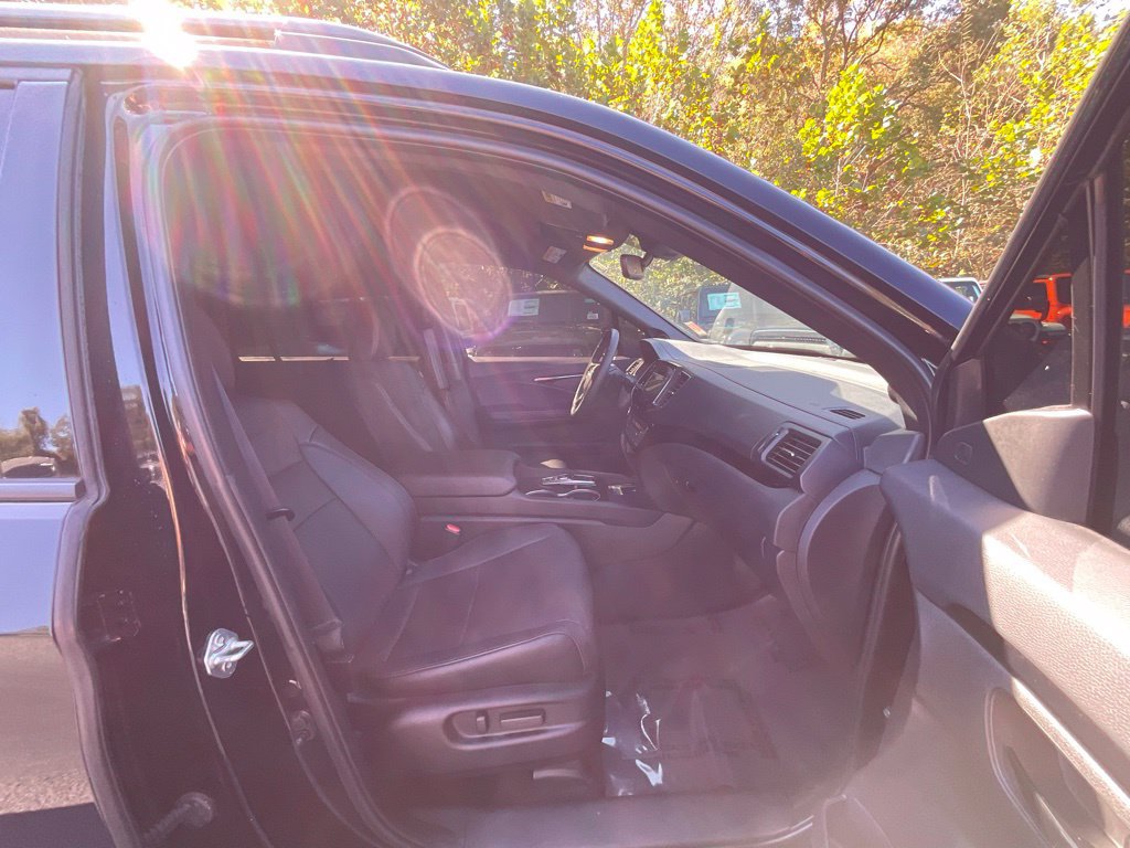 Used 2024 Honda Passport Black Edition image 22