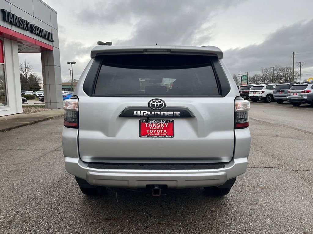 Certified 2024 Toyota 4Runner TRD Off-Road image 4