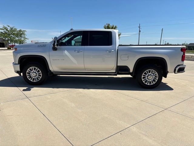 Used 2022 Chevrolet Silverado 2500 High Country w/ Z71 Off-Road Package AWD/4WD image 9