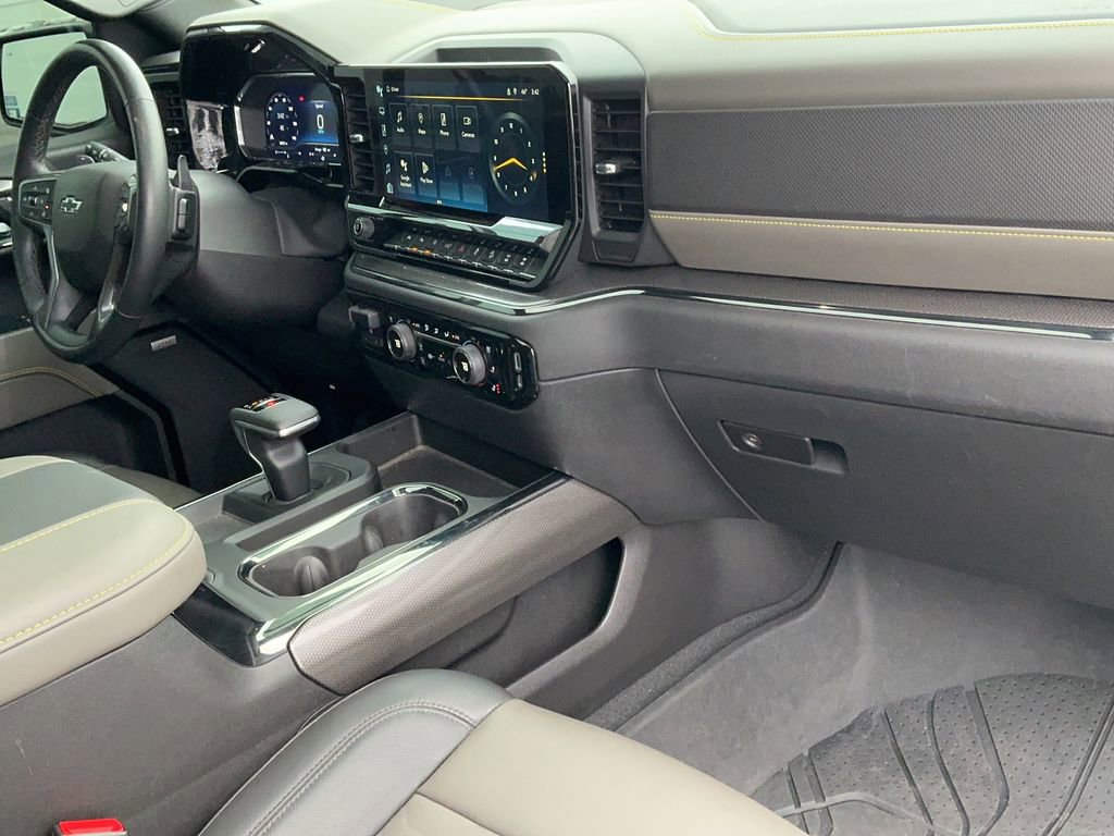 Used 2023 Chevrolet Silverado 1500 ZR2 w/ Technology Package image 20