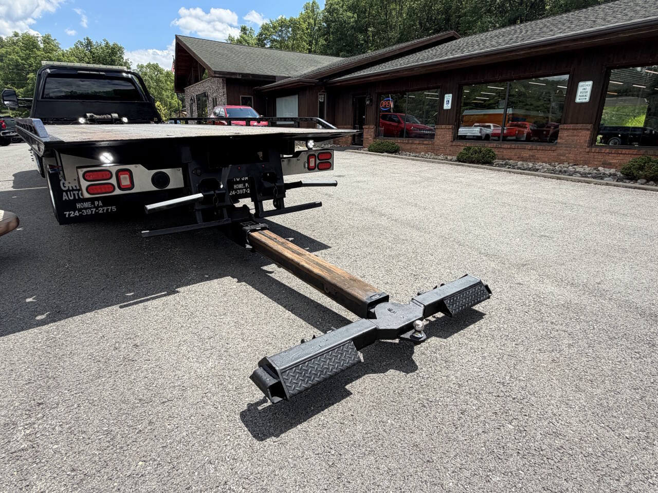 Used 2017 Ford F550 4x4 Regular Cab Super Duty image 9