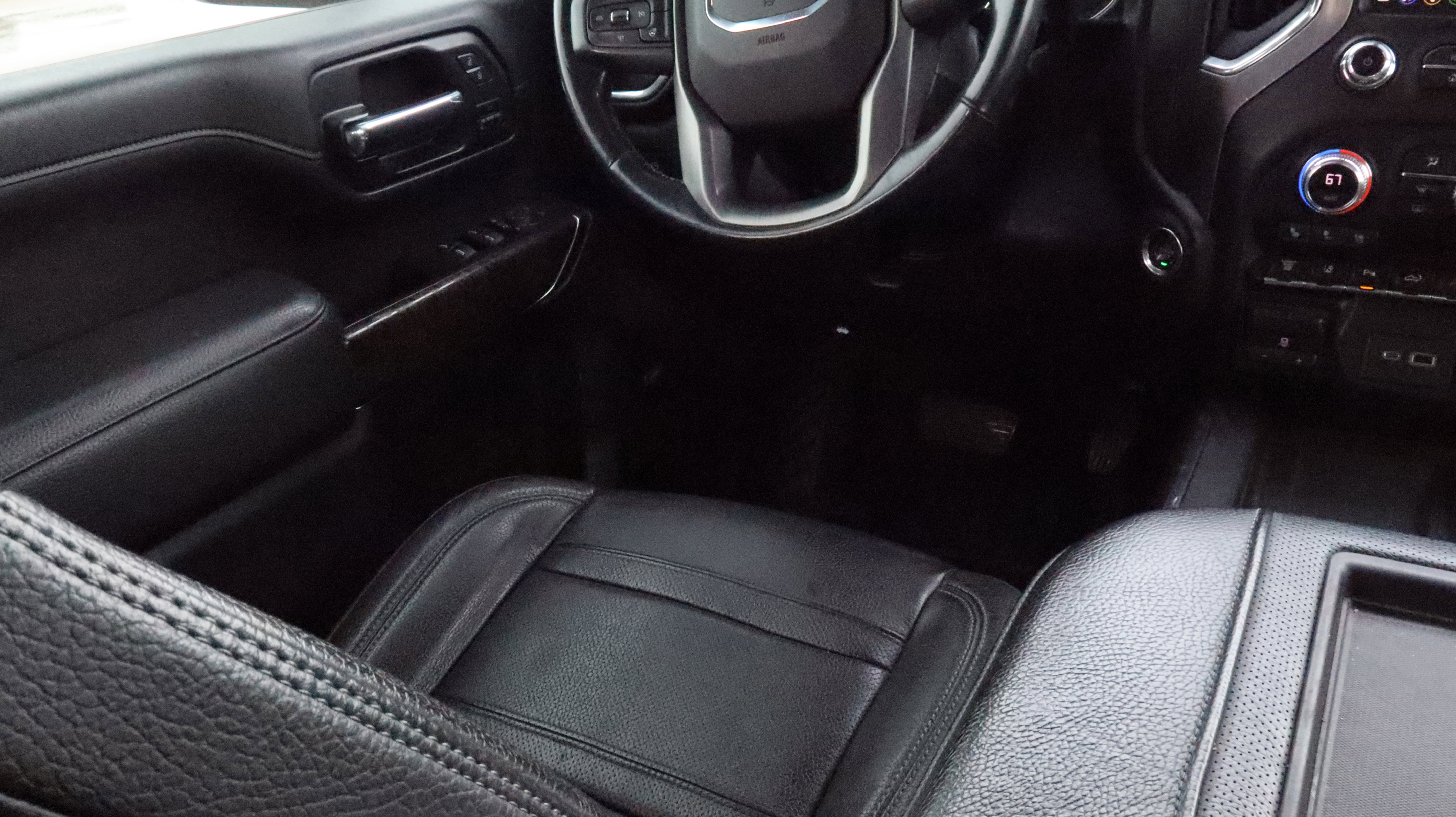 Used 2020 GMC Sierra 2500 Denali w/ Denali Ultimate Package image 10