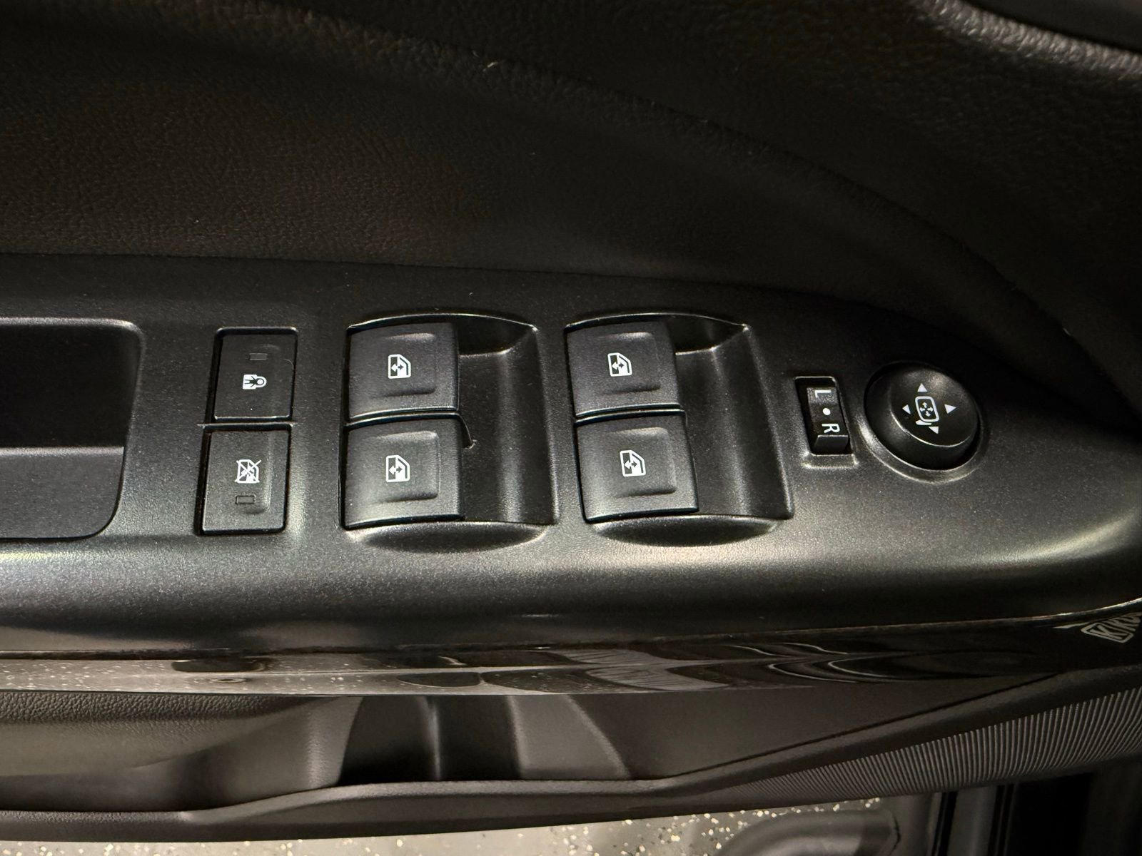 Used 2018 GMC Canyon SLT w/ Driver Alert Package image 10