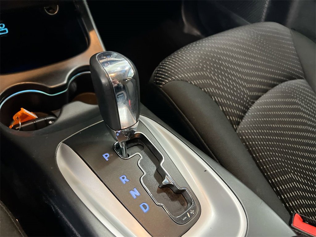 Used 2020 Dodge Journey SE w/ SE Popular Equipment Group image 16