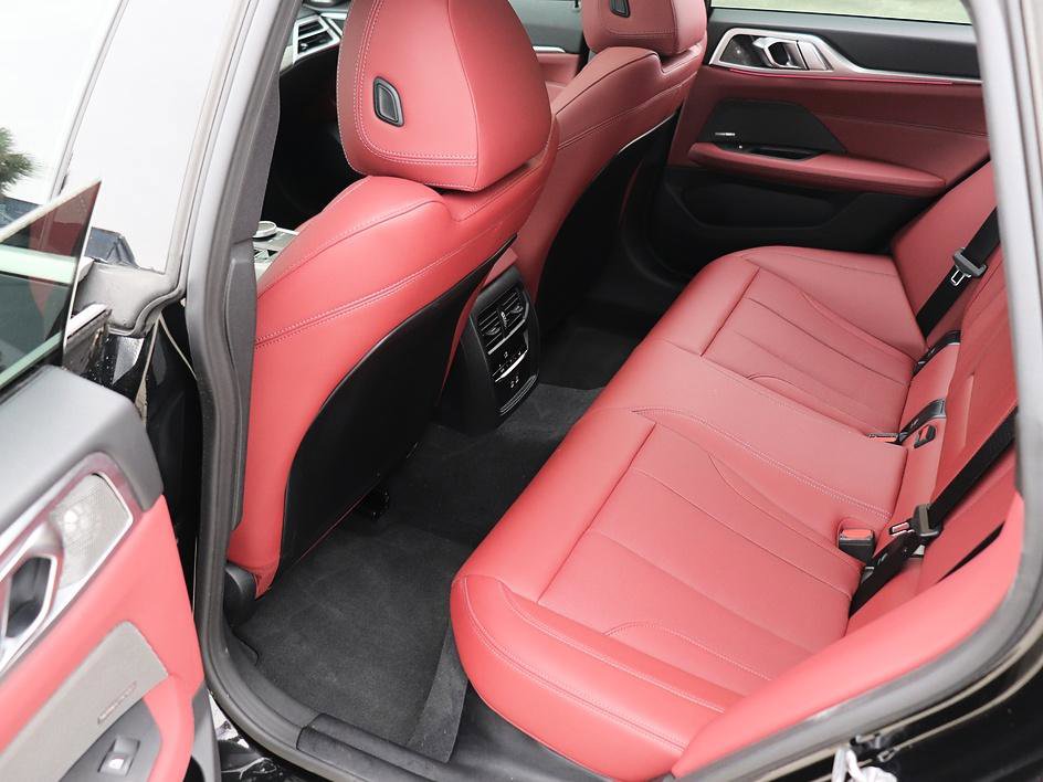 Used 2025 BMW 430i w/ Premium Package image 16