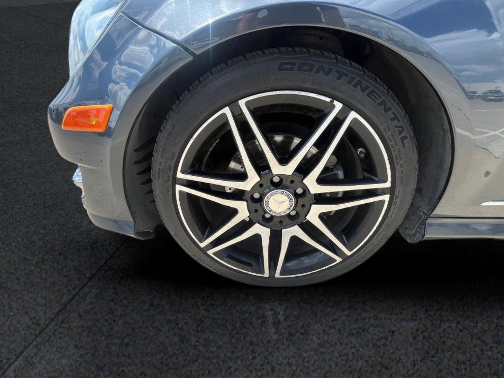 Used 2013 Mercedes-Benz C 250 Sedan image 10