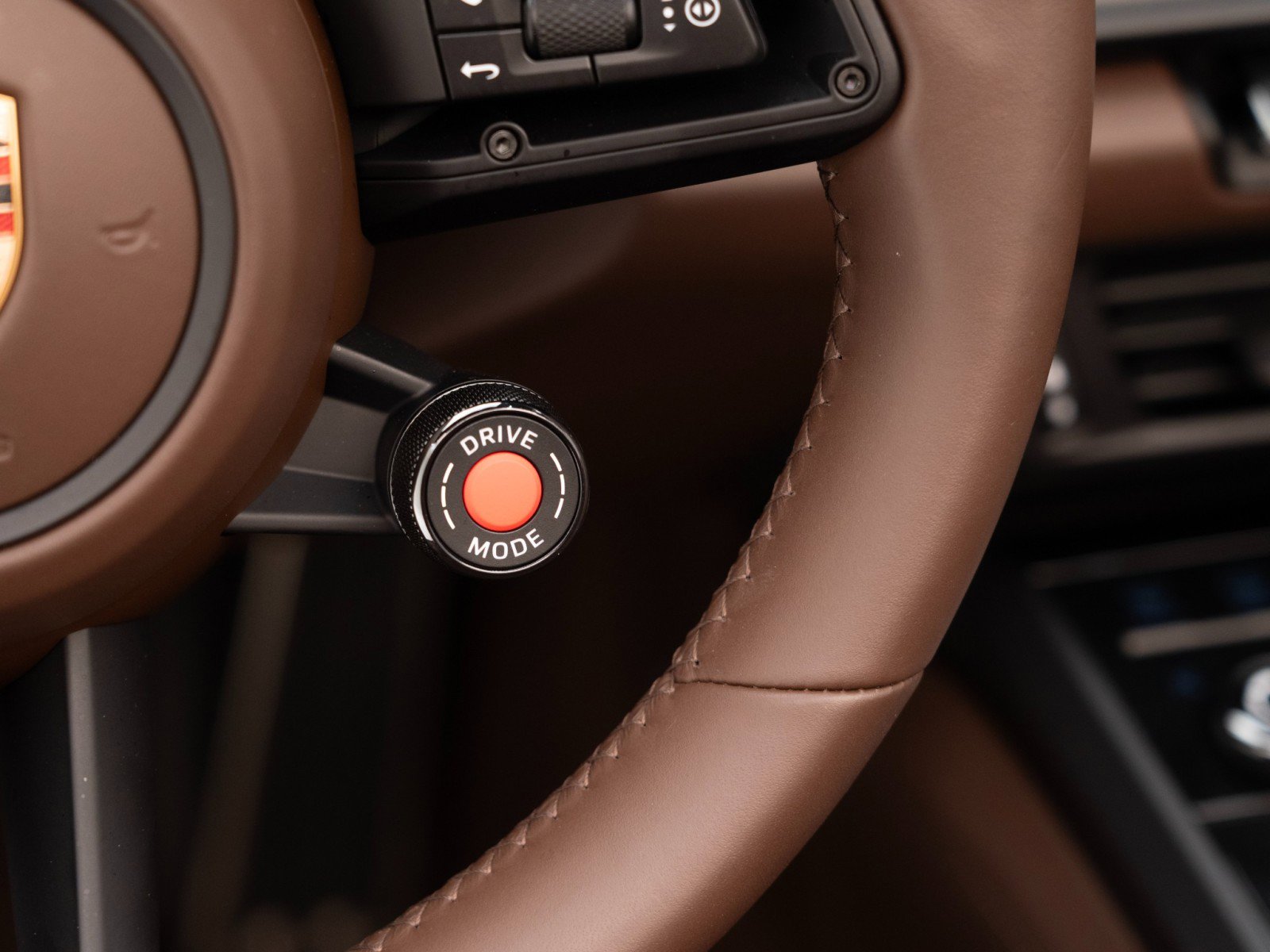 Used 2025 Porsche 911 Carrera S image 30