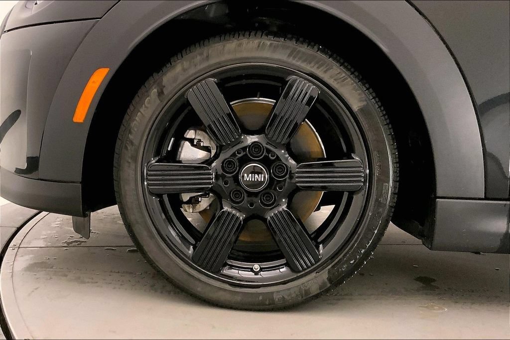 Certified 2023 MINI Cooper S w/ Signature Upholstery Package FWD image 8