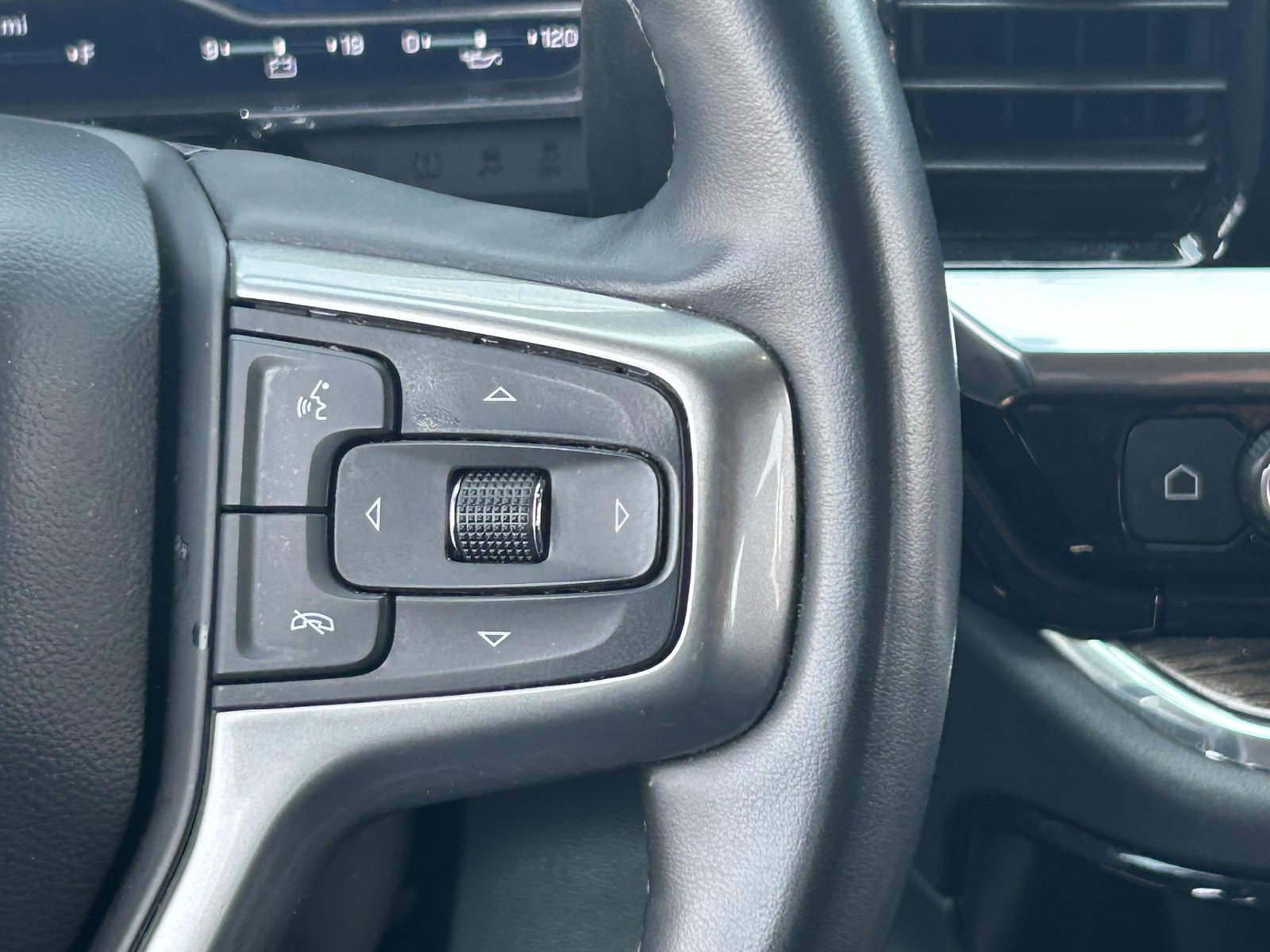Certified 2024 Chevrolet Silverado 1500 LT w/ Protection Package RWD image 24