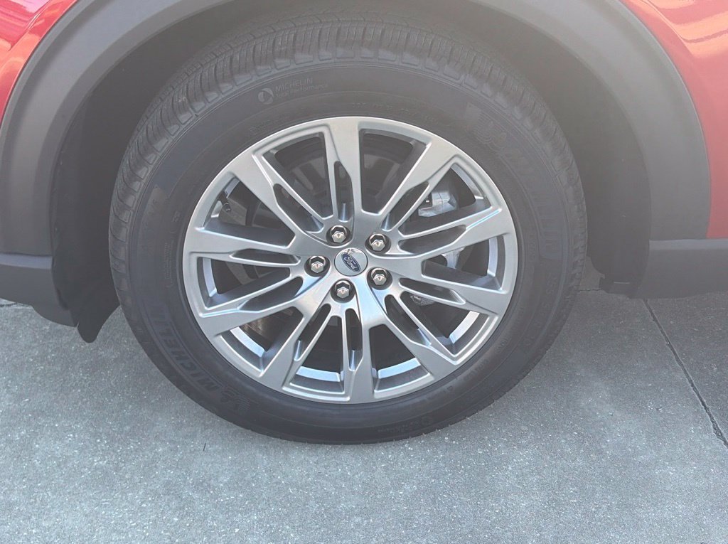 Certified 2026 Ford Explorer Platinum RWD image 12