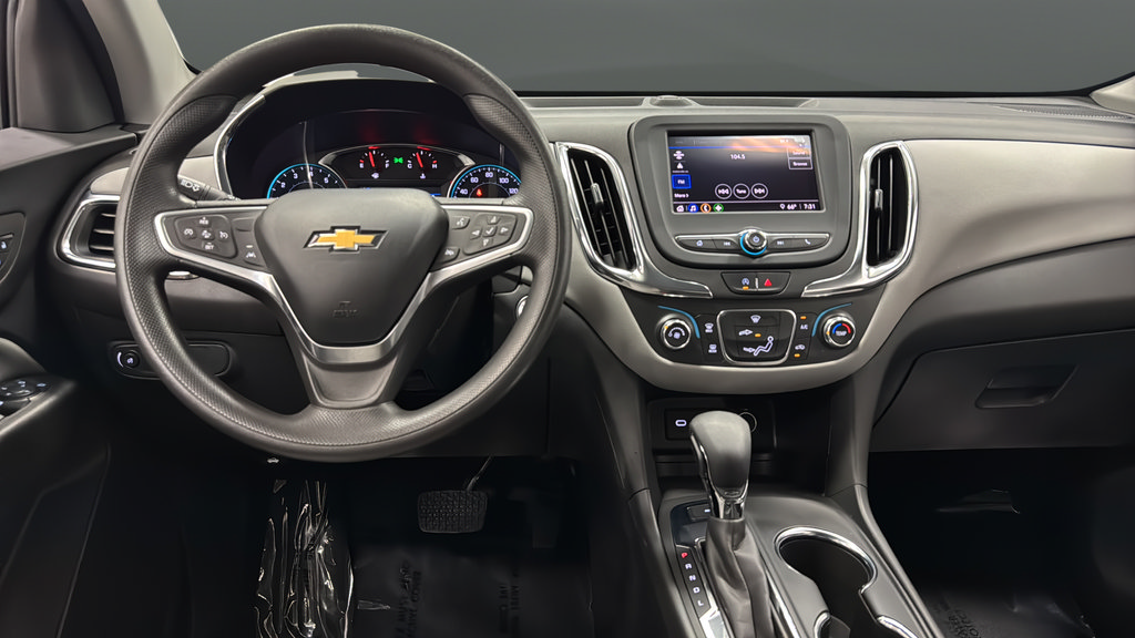 Used 2022 Chevrolet Equinox LS w/ LS Convenience Package AWD/4WD image 11