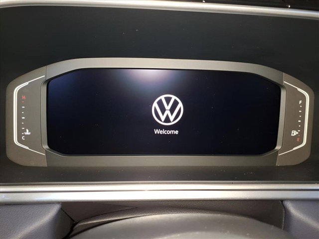 New 2025 Volkswagen Taos SEL image 21