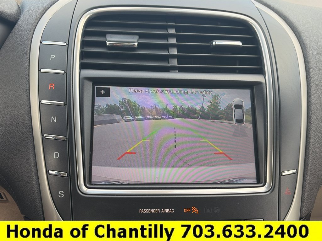 Used 2017 Lincoln MKX Select w/ Select Plus Package AWD/4WD image 15