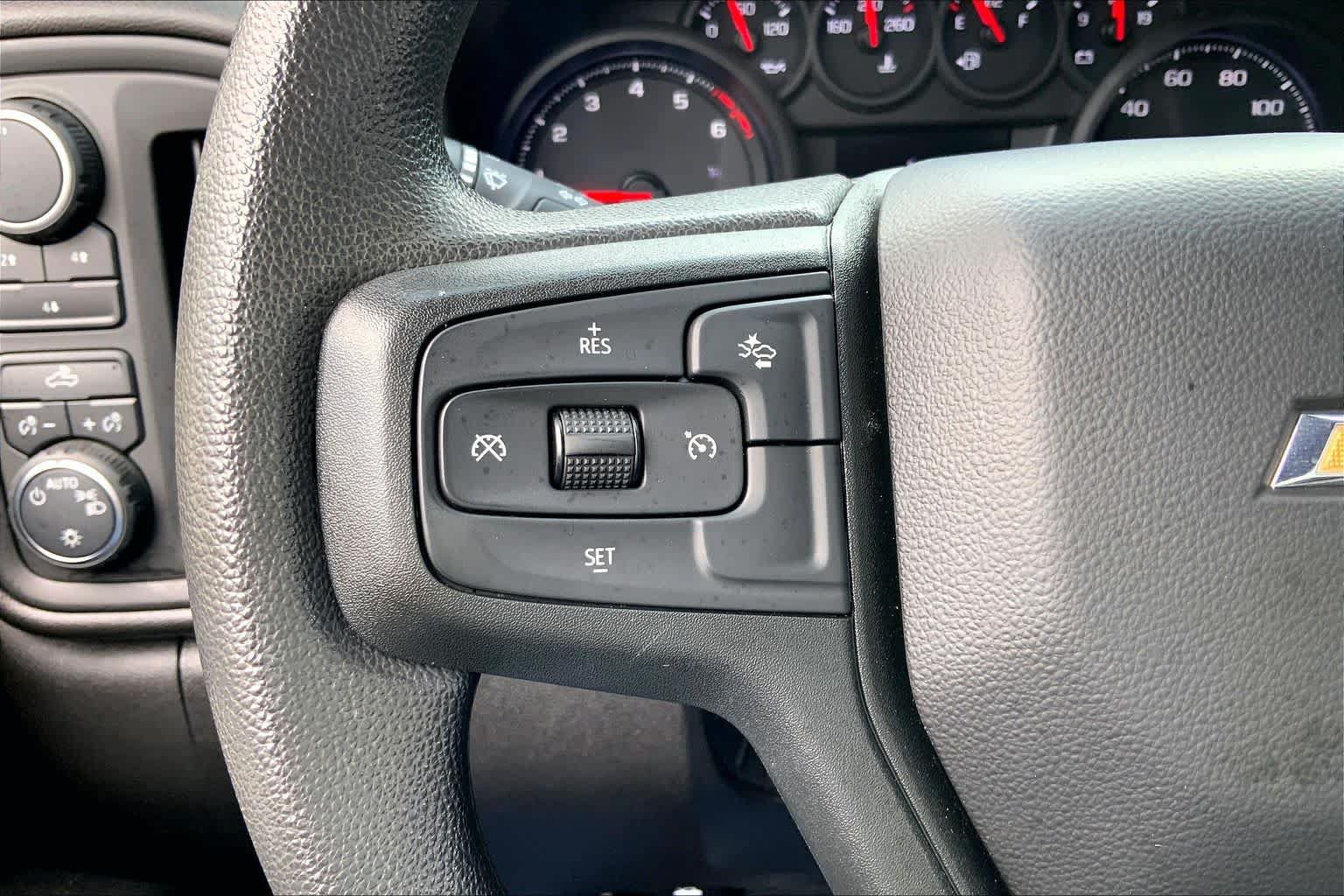 Used 2025 Chevrolet Silverado 2500 Custom w/ Custom Convenience Package AWD/4WD image 24