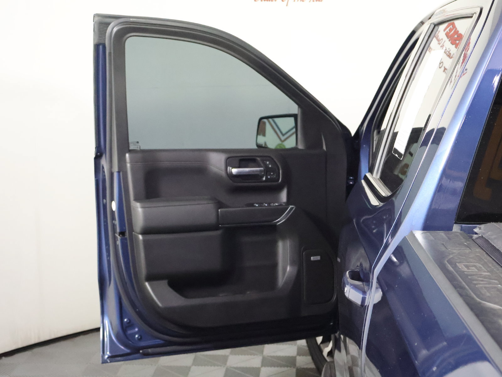 Used 2019 GMC Sierra 1500 AT4 w/ AT4 Premium Package AWD/4WD image 24