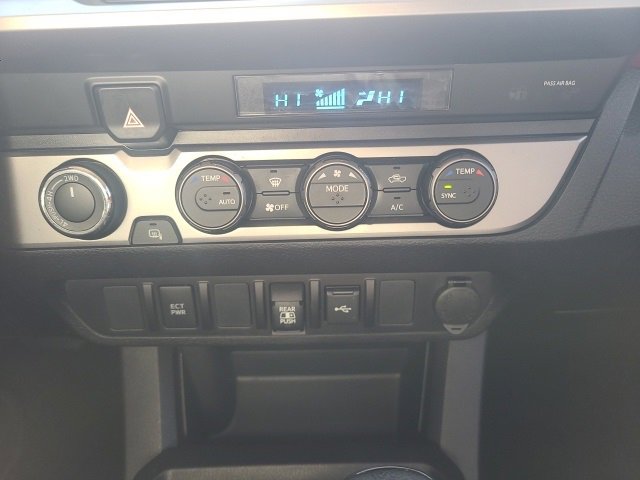 Used 2022 Toyota Tacoma SR5 image 28