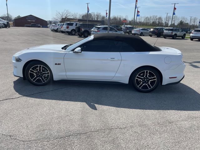 Used 2021 Ford Mustang Premium image 4