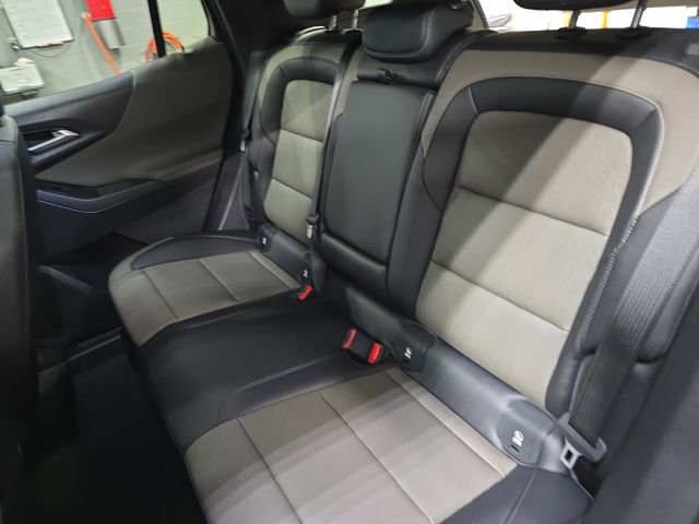 New 2026 Chevrolet Equinox LT w/ Convenience Package II image 16