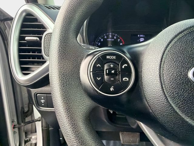 Used 2020 Kia Soul LX FWD image 28