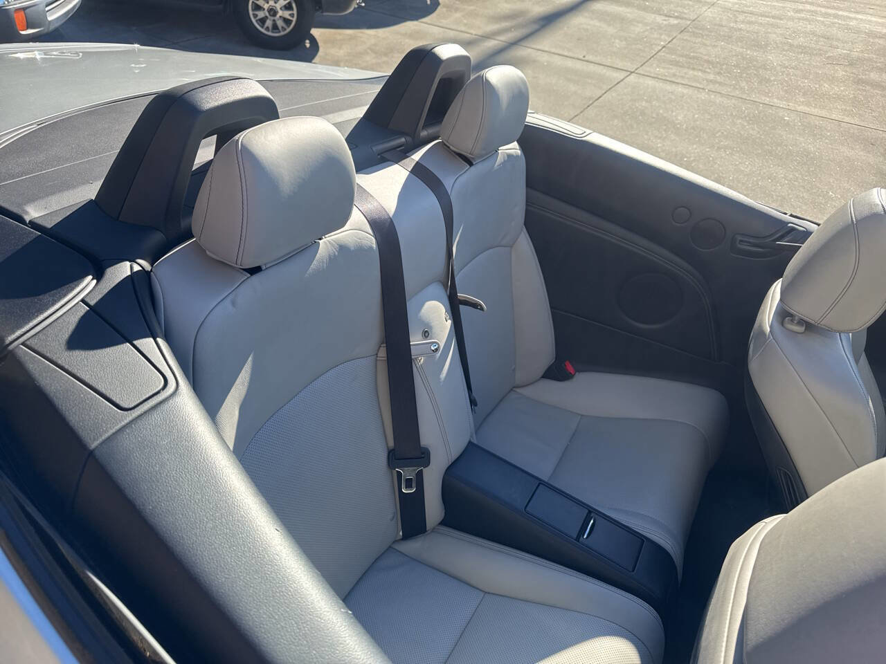 Used 2013 Lexus IS 250C w/ Luxury Pkg image 11