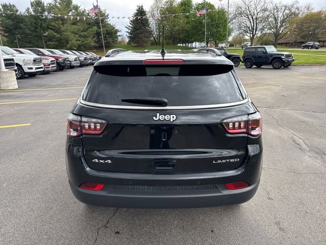 Used 2024 Jeep Compass Limited AWD/4WD image 6