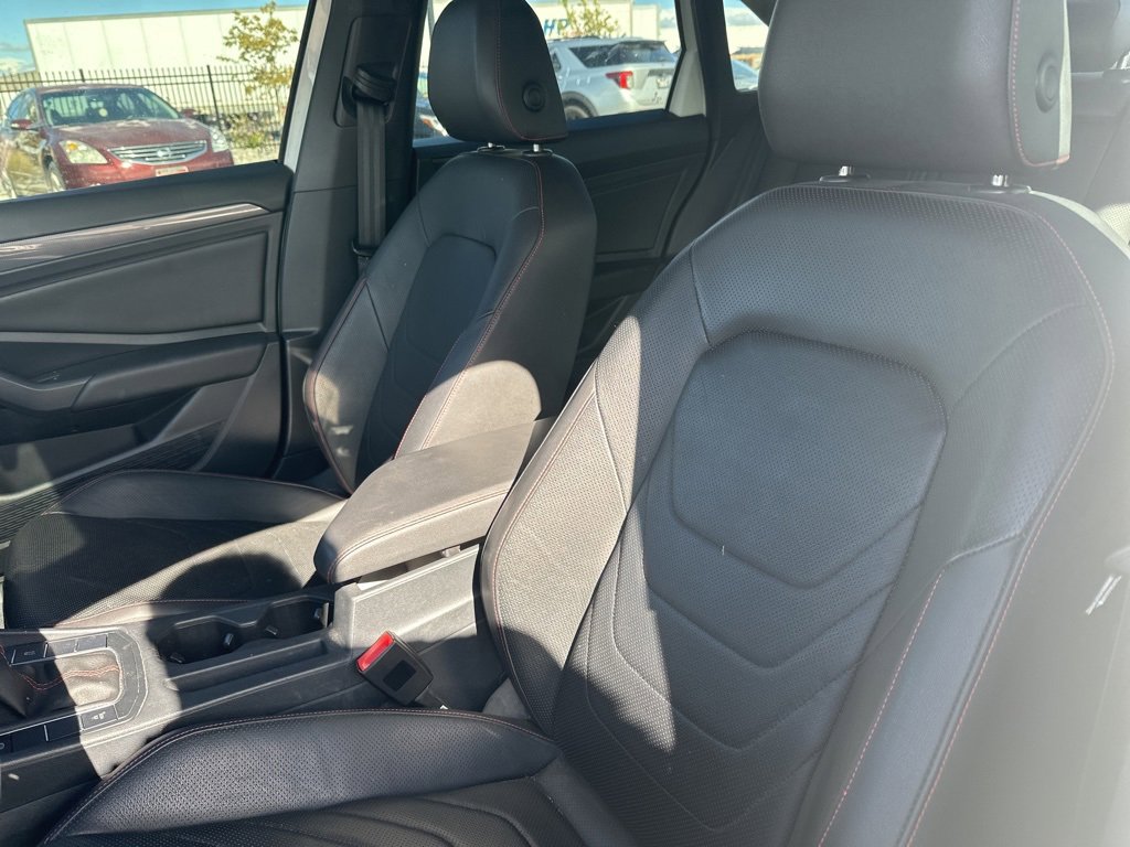 Used 2019 Volkswagen Jetta GLI image 8