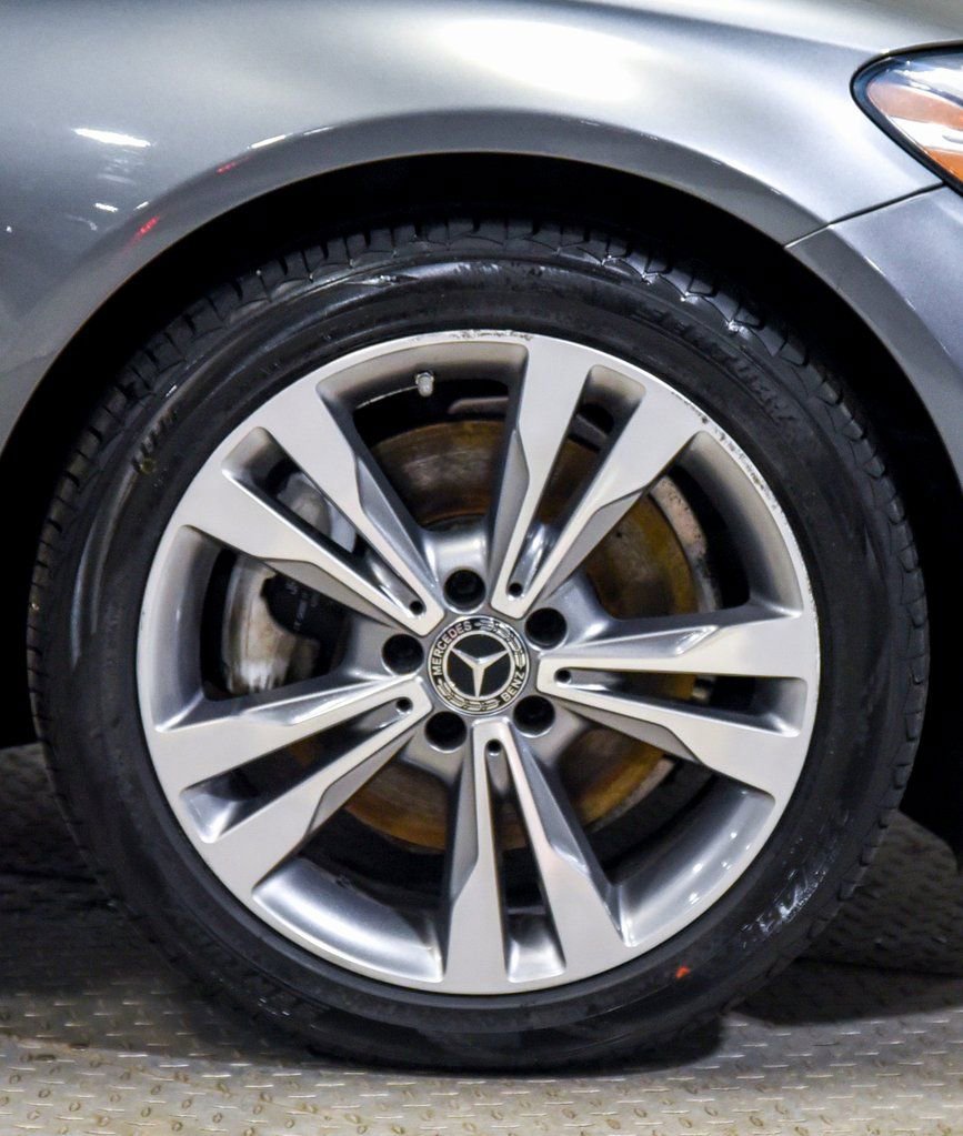 Used 2018 Mercedes-Benz C 300 4MATIC Sedan image 13