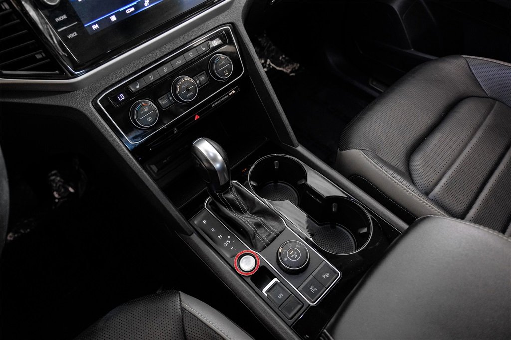 Used 2021 Volkswagen Atlas SEL Premium image 25