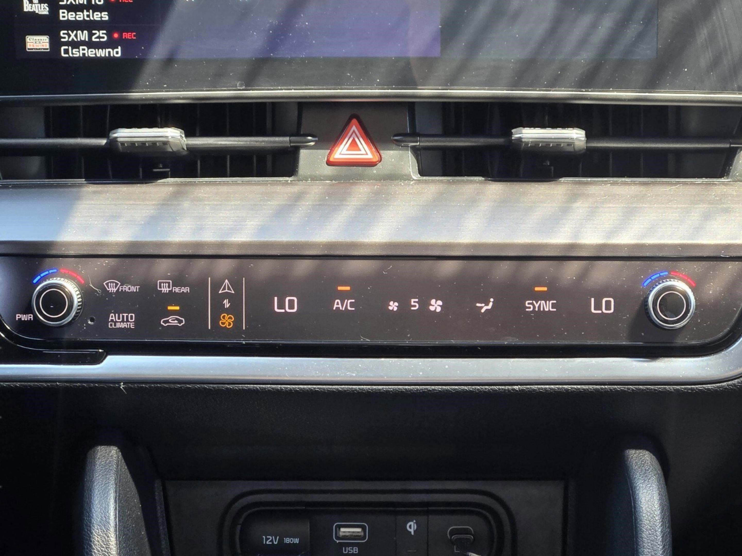 Used 2024 Kia Sportage EX image 38