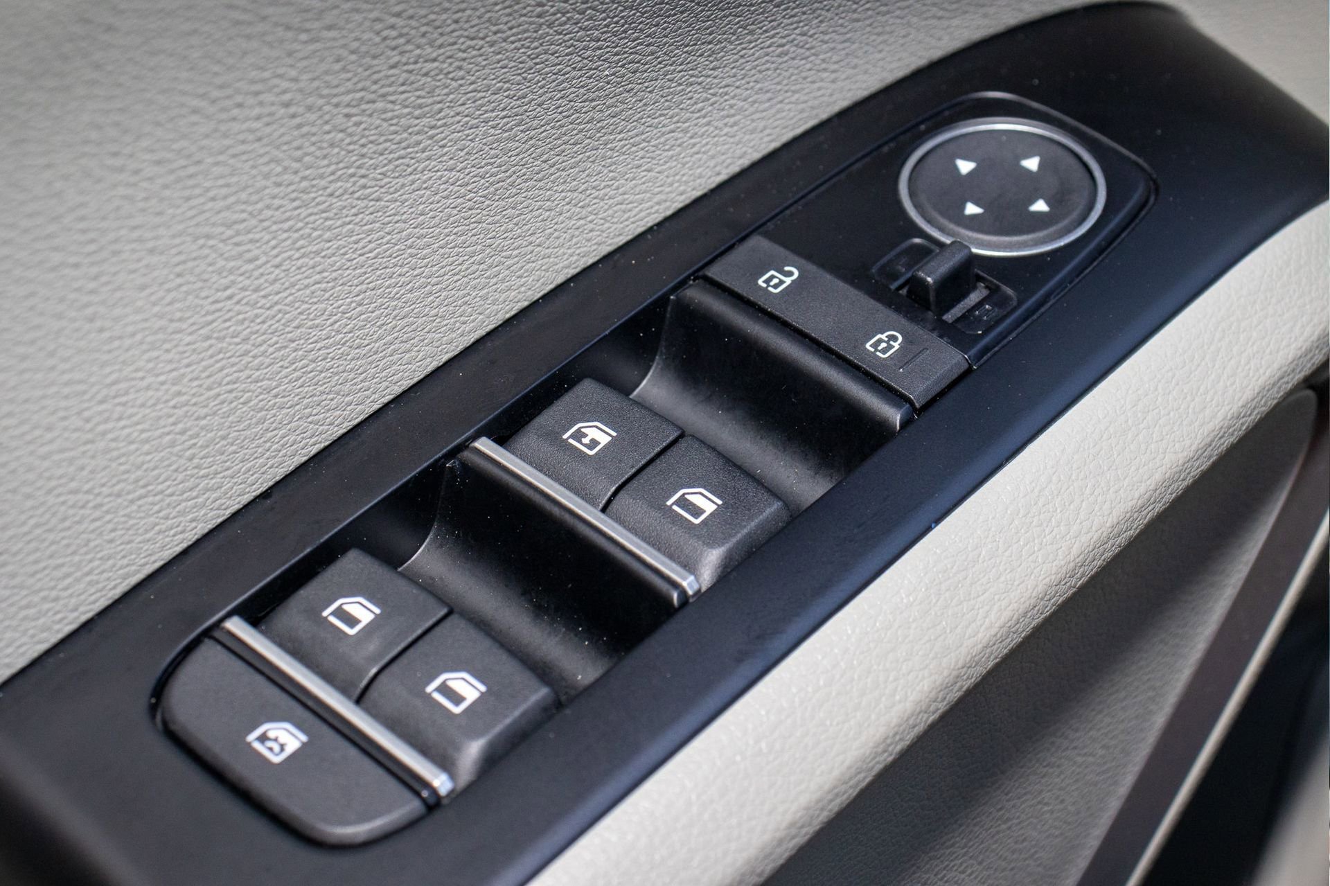 Used 2023 Kia Soul LX image 24