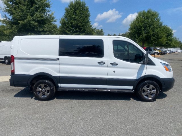 Used 2018 Ford Transit 250 130 Low Roof w/ Exterior Upgrade Package RWD image 5