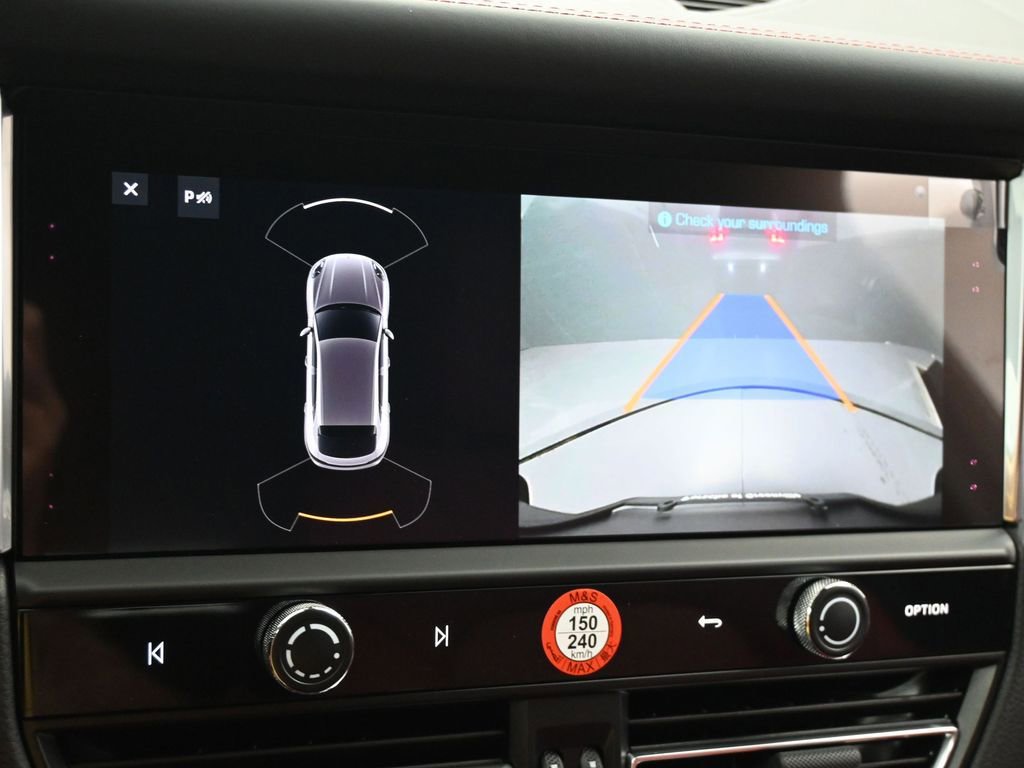Used 2025 Porsche Macan image 18