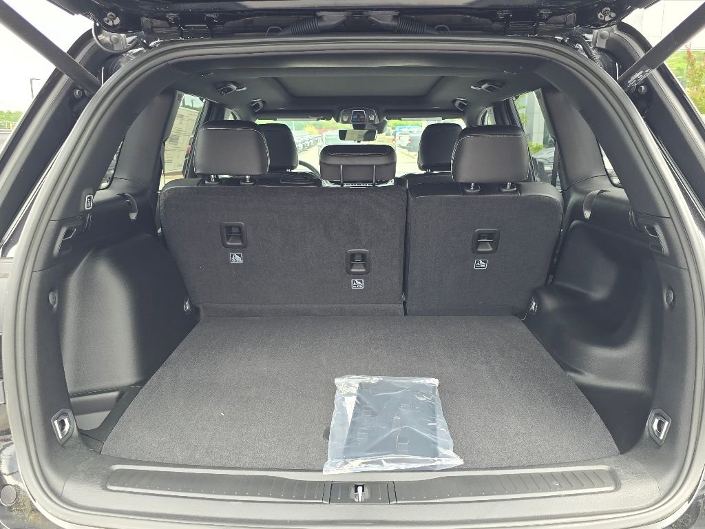 New 2025 Jeep Grand Cherokee Limited w/ Luxury Tech Group II image 8