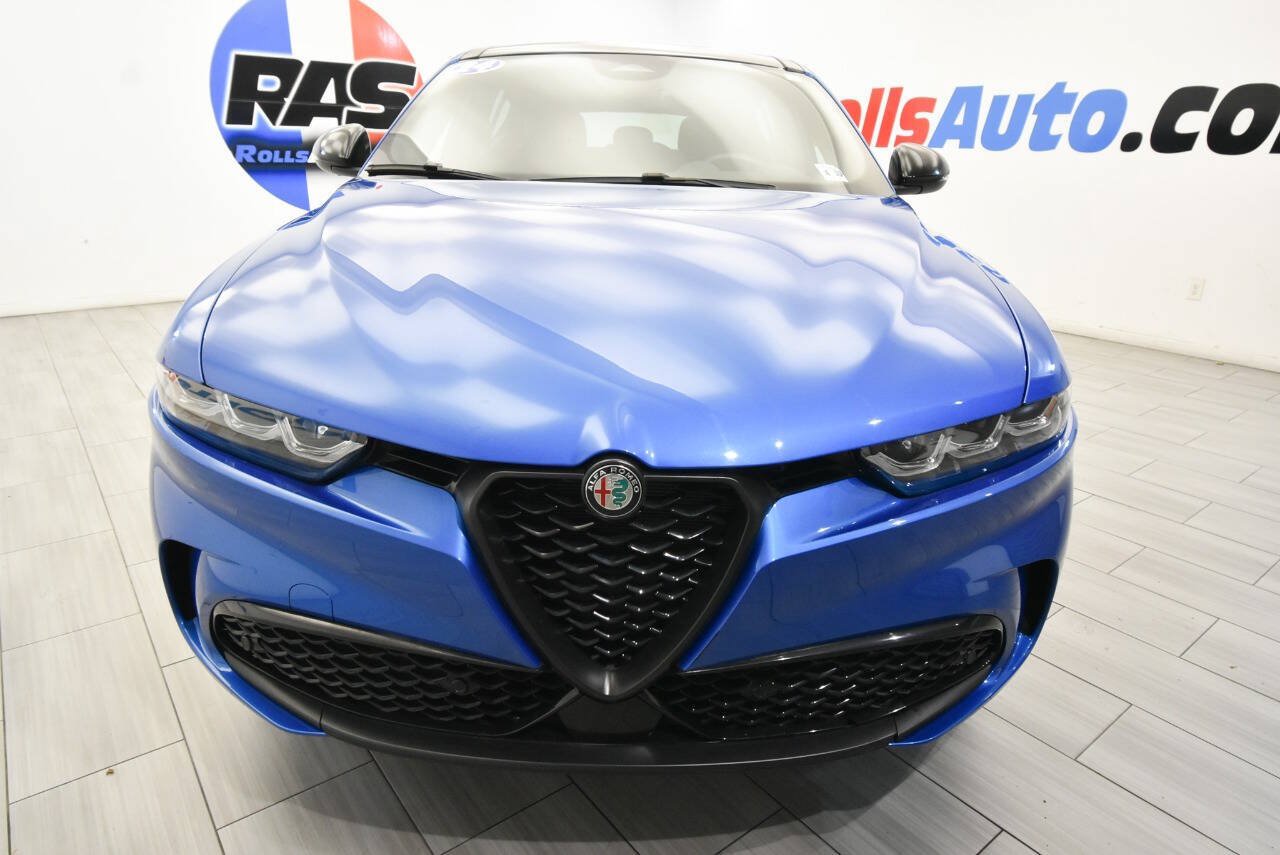 Used 2024 Alfa Romeo Tonale Veloce AWD/4WD image 8