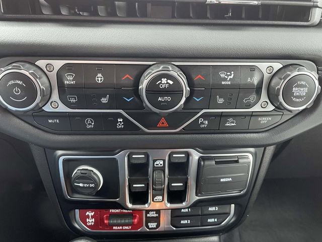 Used 2024 Jeep Wrangler Unlimited Rubicon image 24