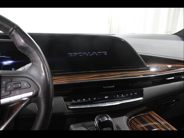 Certified 2024 Cadillac Escalade ESV Premium Luxury w/ LPO, Floor Liner Package AWD/4WD image 10