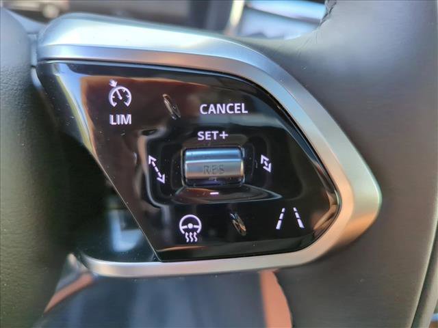 New 2025 Jaguar F-PACE R-Dynamic S image 12