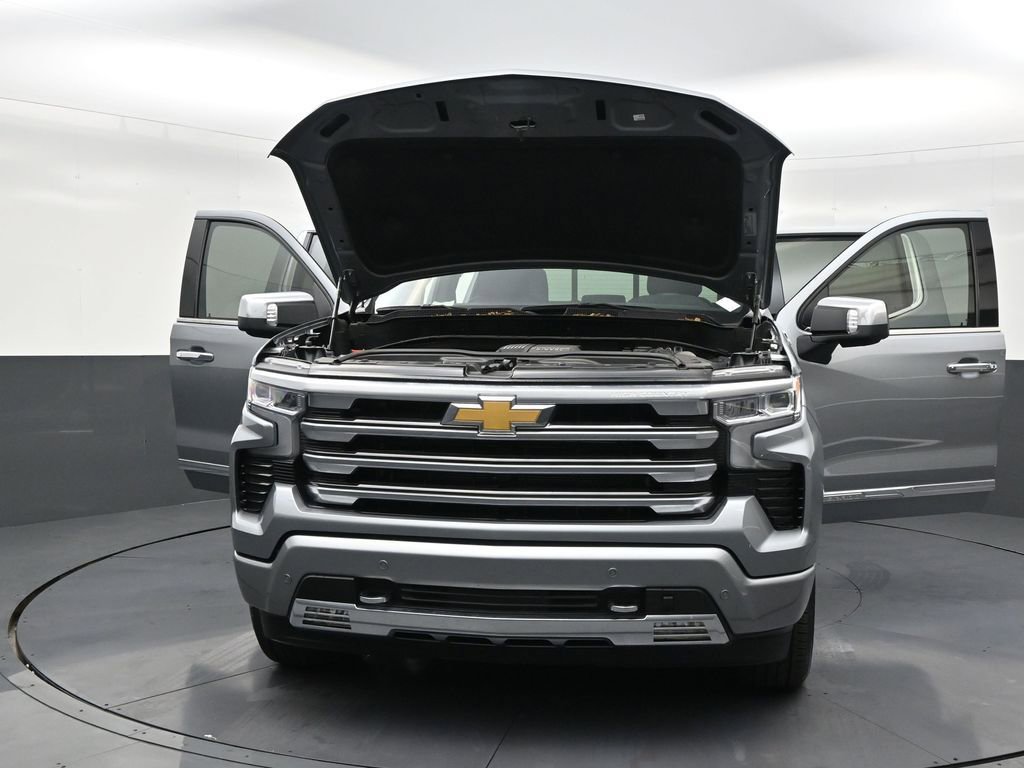 Used 2024 Chevrolet Silverado 1500 High Country image 33