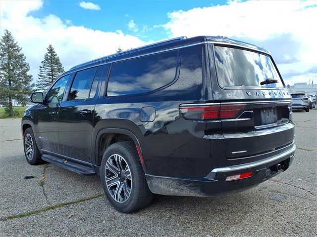 Used 2023 Jeep Wagoneer L Series II image 5