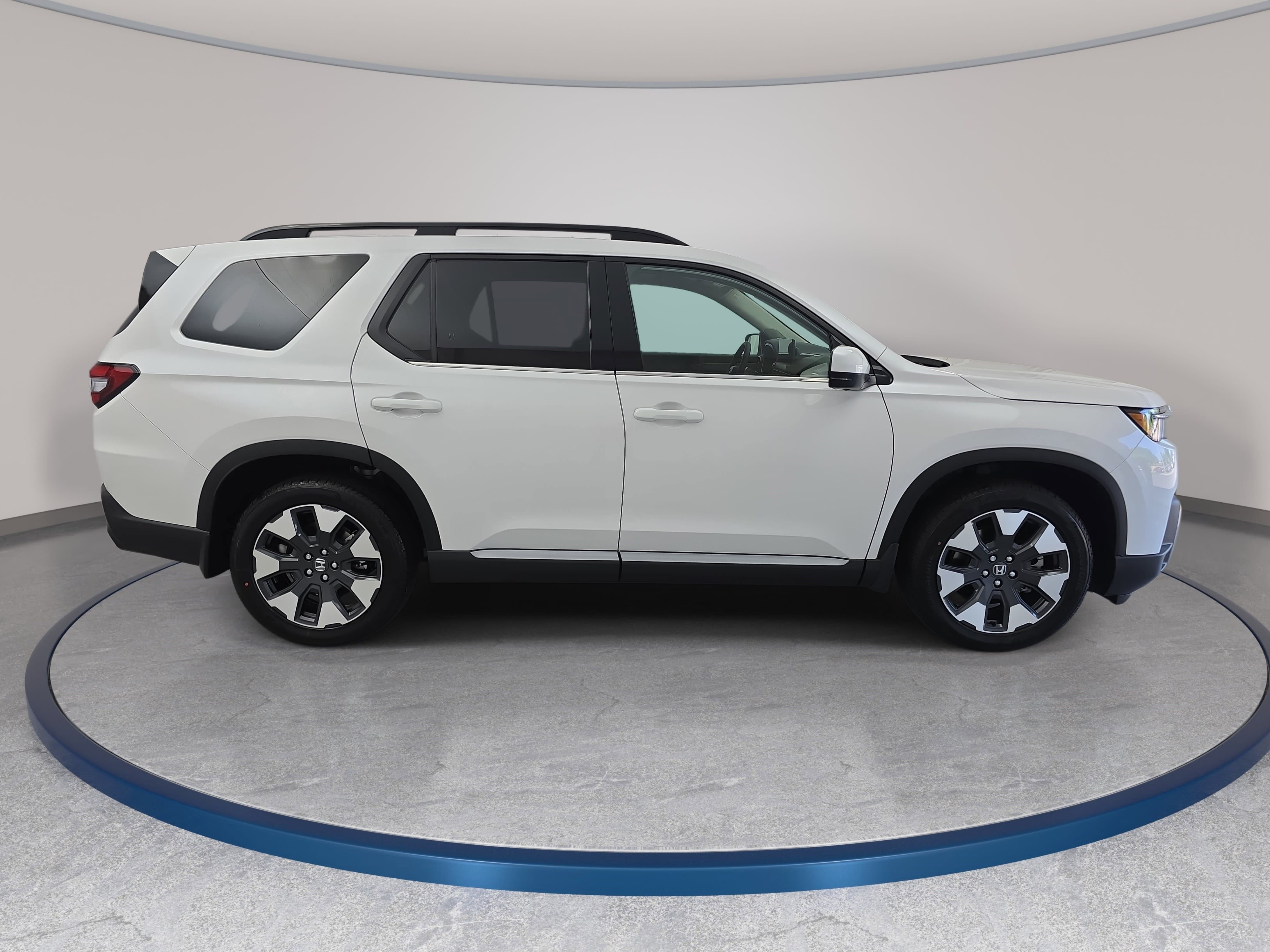 New 2026 Honda Pilot Elite image 4