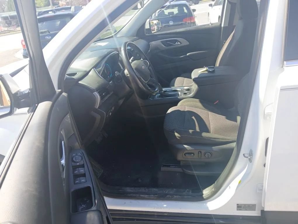 Used 2018 Chevrolet Traverse LT AWD/4WD image 19