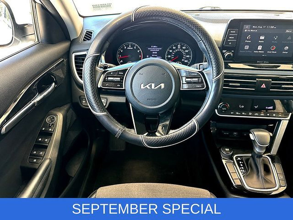 Used 2023 Kia Seltos S FWD image 21