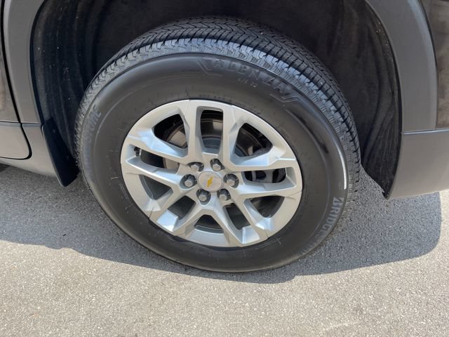 Used 2021 Chevrolet Traverse LS FWD image 43