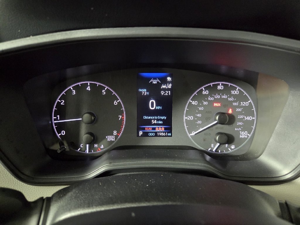 Used 2023 Toyota Corolla Cross LE FWD image 13