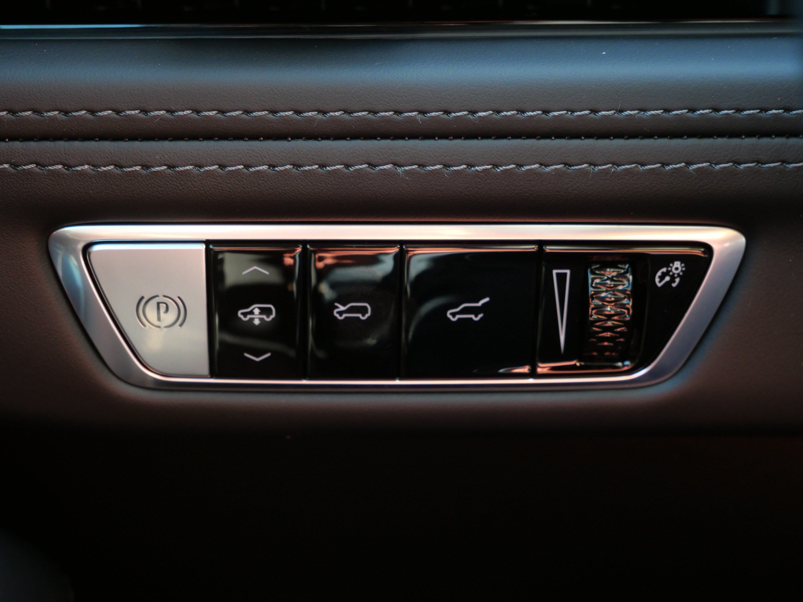 New 2026 Cadillac Escalade IQL Sport 2 AWD/4WD image 24