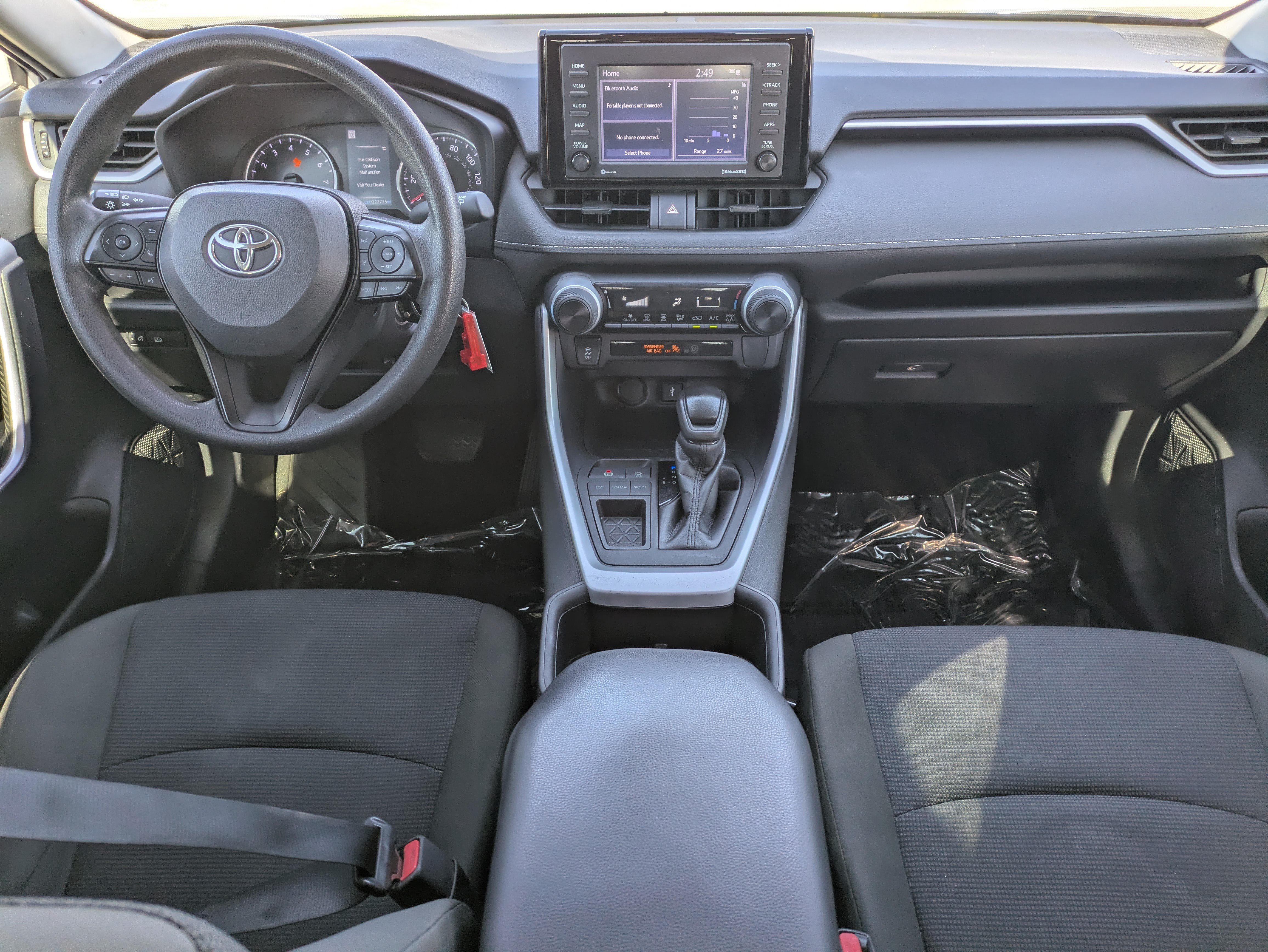 Used 2022 Toyota RAV4 LE w/ Carpet Mat Package (TMS) FWD image 15